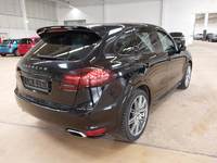 Aanzicht achter rechts