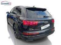 Pogled od pozadi levo