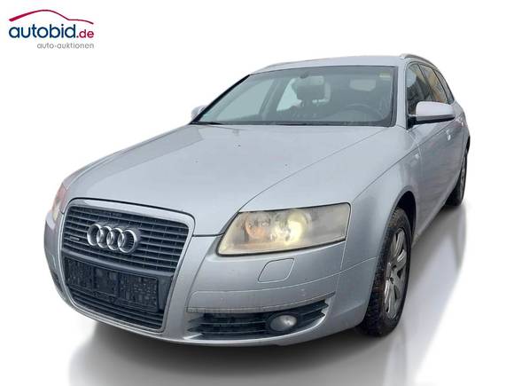 Pogled od napred levo