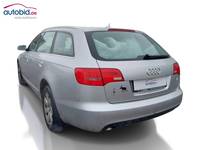 Pogled od pozadi levo