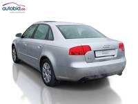 Pogled od pozadi levo