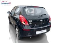 Pogled od pozadi levo