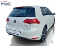 Pogled od pozadi desno