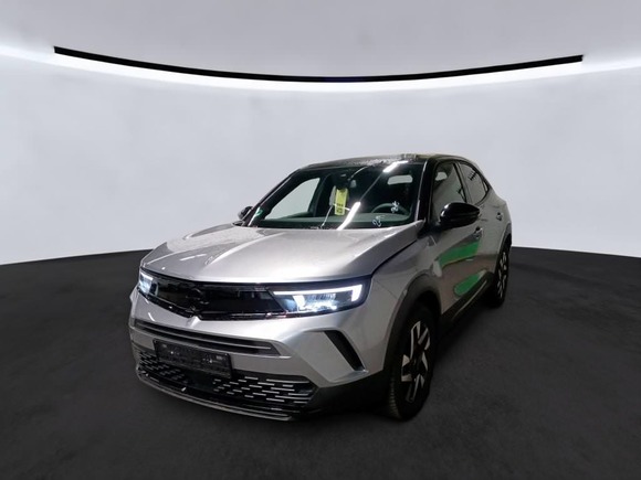 Pogled od napred levo