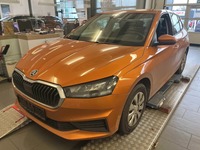 Pogled od napred levo