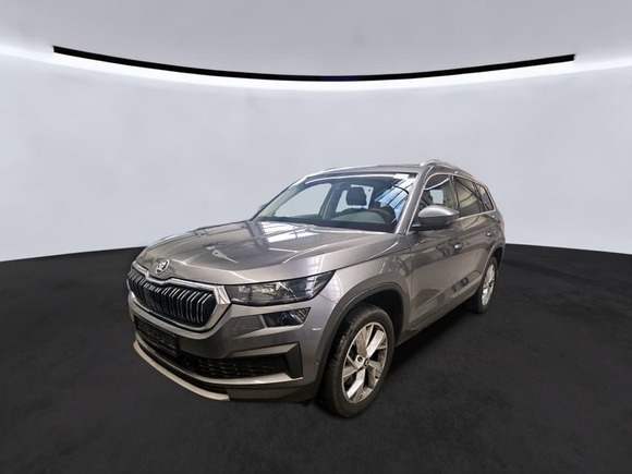 Pogled od napred levo