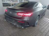 Náhled zezadu zprava