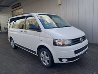 Náhled zpředu zprava