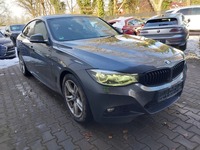 Náhled zpředu zprava