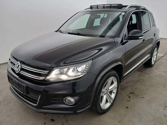 Pogled od napred levo