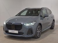 Pogled od napred levo