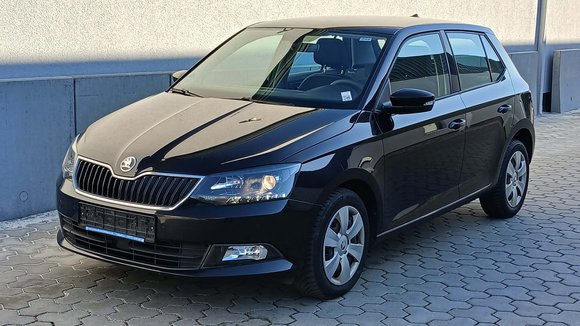 Náhled zpředu zleva