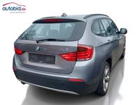 Aanzicht achter rechts