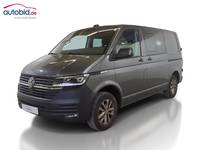 Skats no kreisās puses priekšā