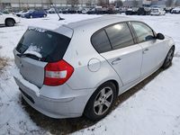 Aanzicht achter rechts