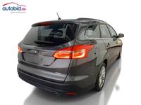 Aanzicht achter rechts