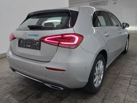 Aanzicht achter rechts