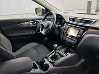 Вид на салон