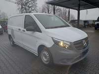 Náhled zpředu zprava