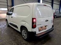 Náhled zezadu zleva