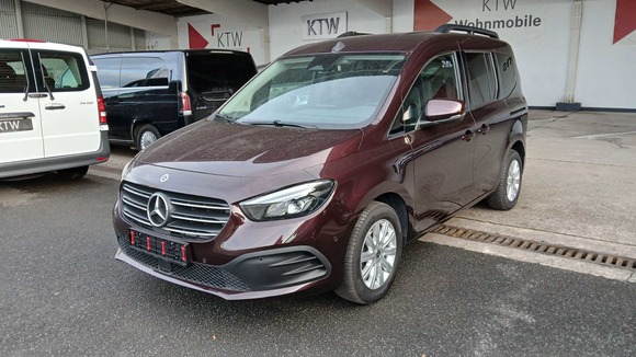 Náhled zpředu zleva