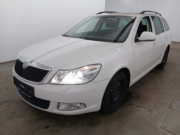 Náhľad spredu zľava