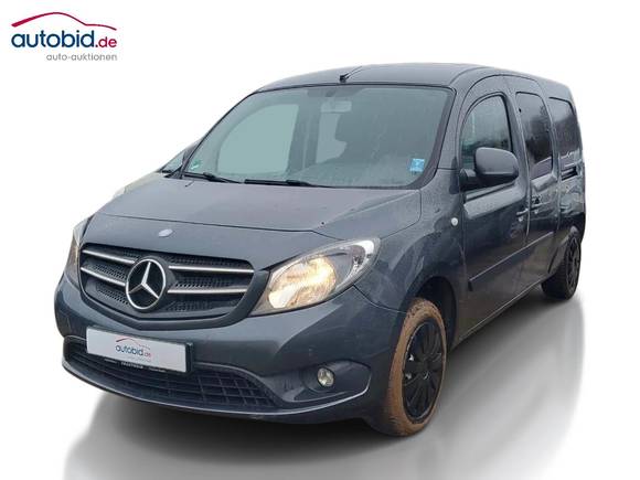 Вид спереди слева