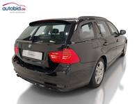 Vue de l’arrière droit