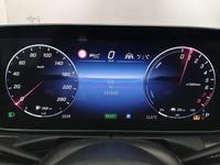 Pohled na přístrojovou desku