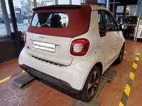 Aanzicht achter rechts