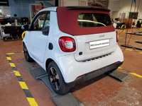 Aanzicht achter links