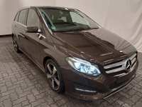 Náhled zpředu zprava