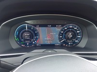 Pohled na přístrojovou desku