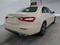 Widok z tyłu po stronie prawej