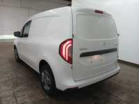 Vaade tagant vasakult