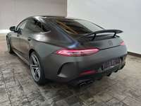 Pogled od pozadi levo