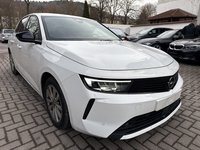 Pogled desno spredaj