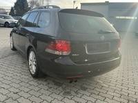 Вид сзади слева