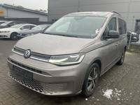 Pogled od napred levo