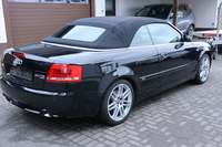 Pogled od pozadi desno