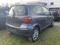 Pogled od pozadi desno