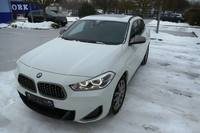 Pogled od napred levo