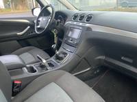 Вид на салон