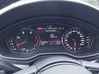 Pogled na kombinovani instrument