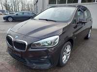 Pogled od napred levo