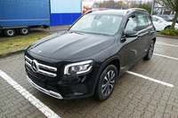 Pogled od napred levo