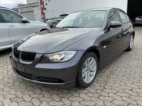 Вид спереди слева