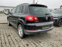 Pogled od pozadi levo