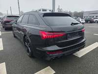 Pogled od pozadi levo