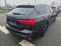 Pogled od pozadi desno